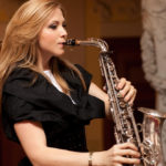 Saxophonistin Monika